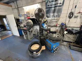 Harley Davidson Motorradwerkstatt - Reifen auswuchten